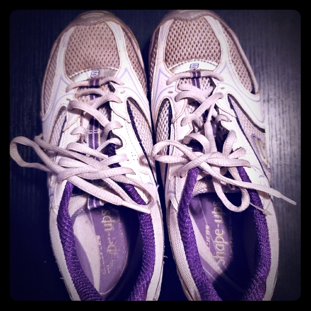 Sketchers shape-ups